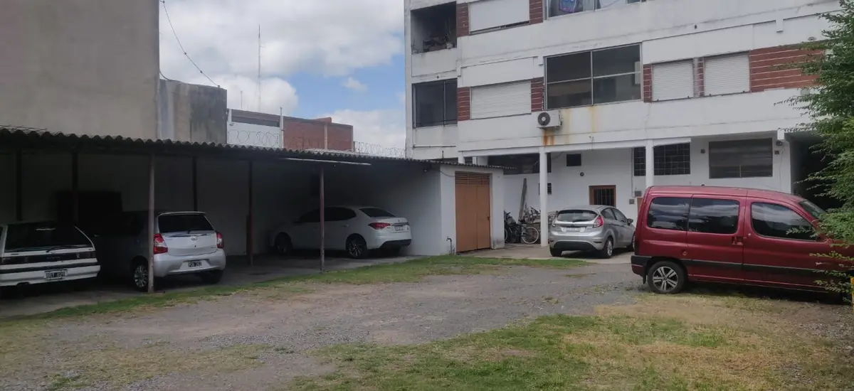 Lote limpio en el corazón de Hurlingham – Terreno en venta en Hurlingham