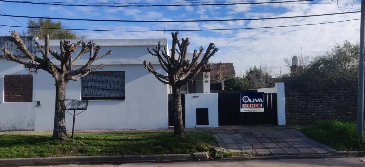 Casa americana en Parque Johnston – Casa en venta en Parque Johnston