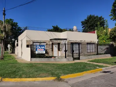 Casa americana en impecable estado – Casa en venta en Hurlingham