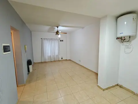 Departamento 2 amb, Villa Sarmiento: foto 1 de la galería