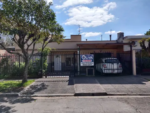 Casa americana en Villa Tesei – Casa en venta en Villa Tesei