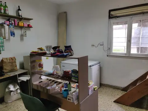 Casa en dos plantas a 100mts de Av. Roca, Hurlingham: foto 4 de la galería