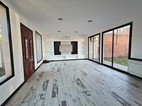 Hermosa casa en dos plantas, Hurlingham: foto 3 de la galería