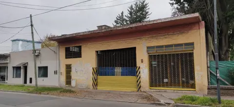 Galpón apto para depósito, Hurlingham: foto 1 de la galería