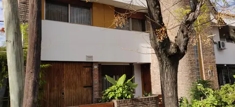 Tríplex en zona residencial, Hurlingham: foto 1 de la galería