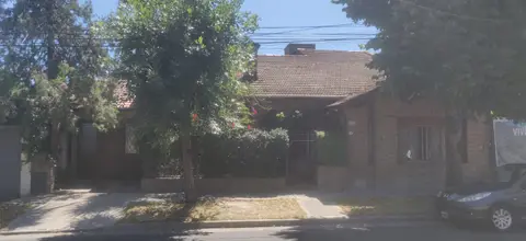 Excelente chalet en zona residencial – Casa en venta en Hurlingham