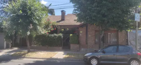 Excelente chalet en zona residencial, Hurlingham: foto 1 de la galería