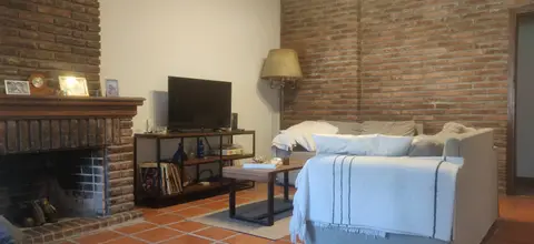Excelente chalet en zona residencial, Hurlingham: foto 2 de la galería