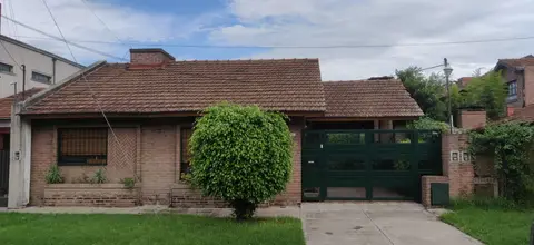 Impecable Chalet en Parque Quirno – Casa en venta en Parque Quirno