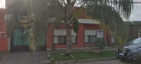 Casa en PH al frente – PH en venta en Hurlingham