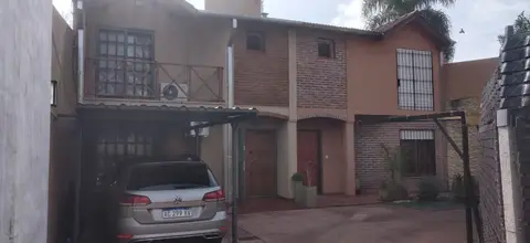 Impecable dúplex – PH en venta en Hurlingham