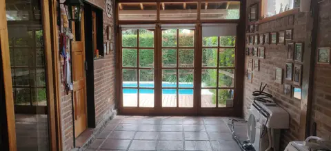 Chalet en dos plantas, Hurlingham: foto 3 de la galería