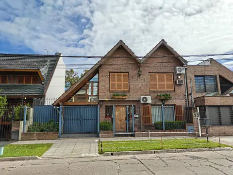 Chalet impecable en zona residencial – Casa en venta en Hurlingham