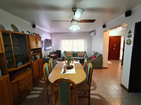 Chalet impecable en zona residencial, Hurlingham: foto 2 de la galería