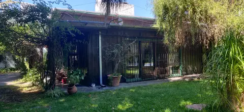 Hermoso Chalet sobre amplio lote, Ituzaingó: foto 1 de la galería