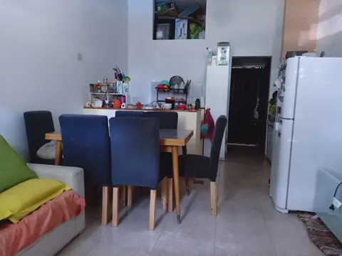 Excelente PH en planta baja – PH en venta en El Palomar