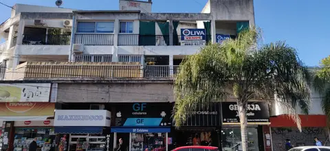 Departamento de tres ambientes en pleno centro – Departamento en venta en Hurlingham