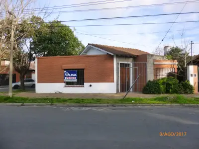 Casa en esquina – Casa en venta en Hurlingham