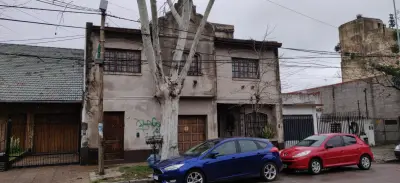 Casa en dos plantas, Morón: foto 2 de la galería
