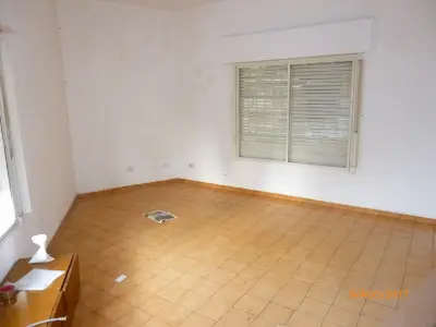 Casa en esquina, Hurlingham: foto 4 de la galería