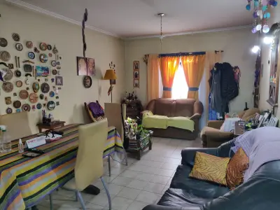 Excelente chalet con departamento al fondo, Villa Tesei: foto 3 de la galería