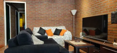 Excelente casa a 100mts de estación, Hurlingham: foto 3 de la galería